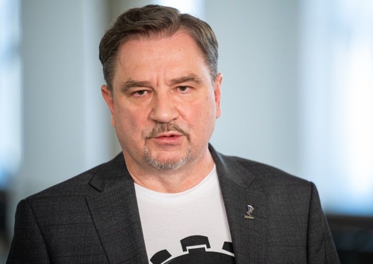 „Znowu zaczynamy zabawę w «krętactwa Tuska ws. wieku emerytalnego»”. Mocne słowa Piotra Dudy