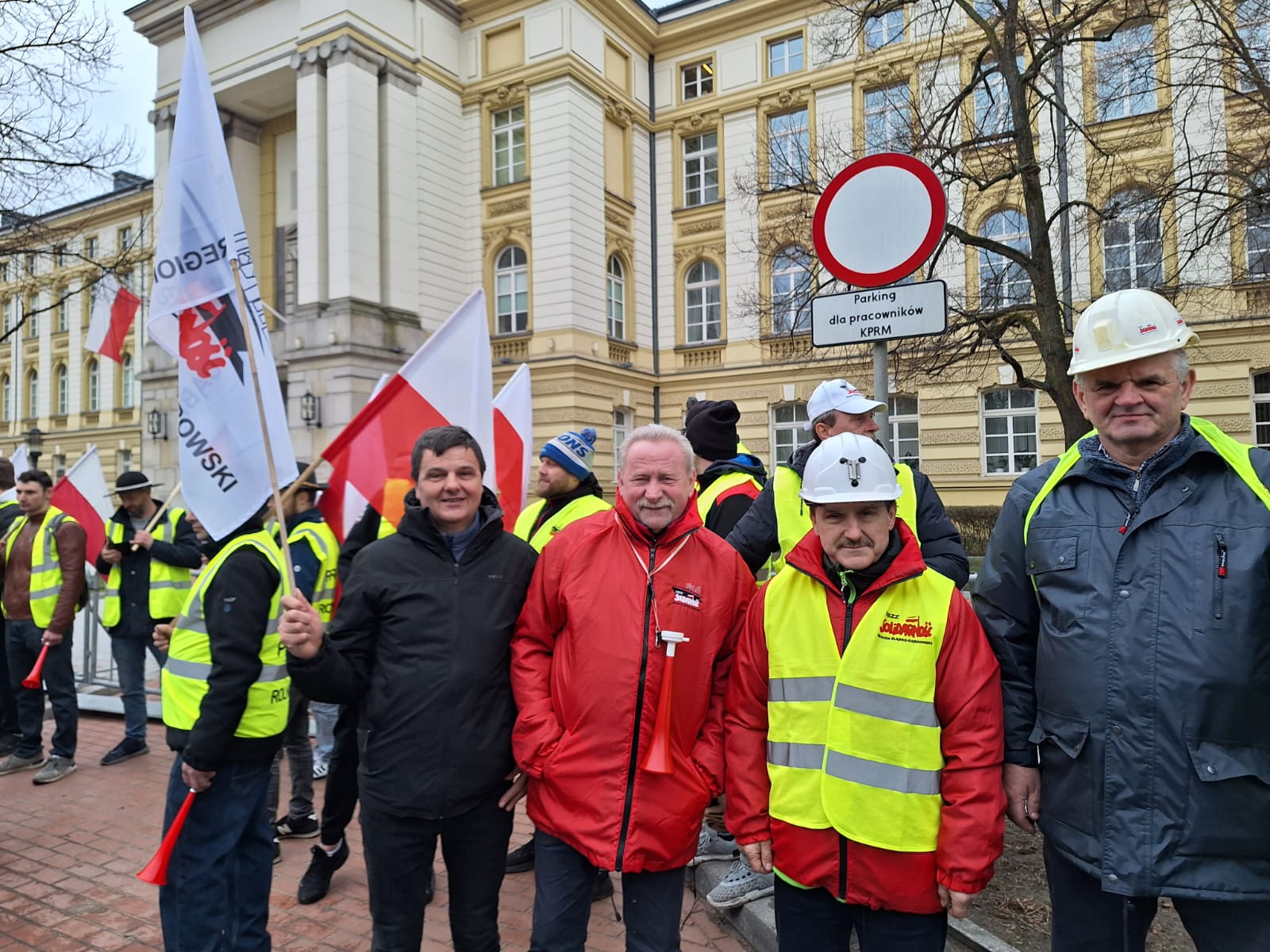 Piotr Duda na proteście rolników: Niemiecki CO2 jest dobry, a polski zły. Nie ma na to zgody!